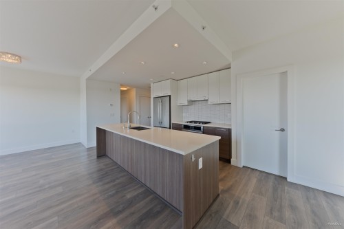 711-8580 River District Crossing, Vancouver, BC 