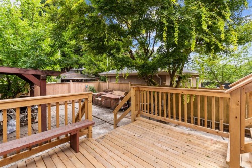5564 Elizabeth Street, Vancouver, BC - Outdoor With Deck Patio Veranda