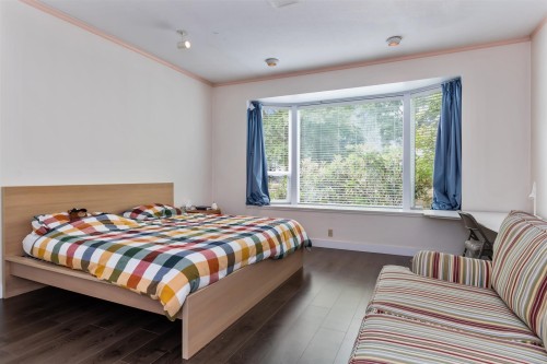 5564 Elizabeth Street, Vancouver, BC - Indoor Photo Showing Bedroom