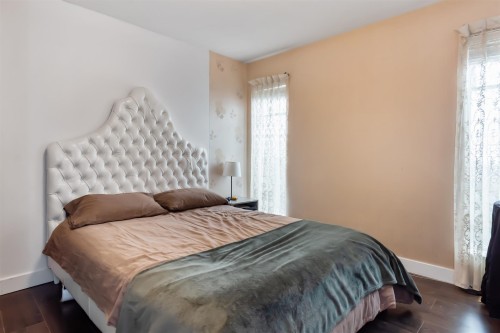 5564 Elizabeth Street, Vancouver, BC - Indoor Photo Showing Bedroom