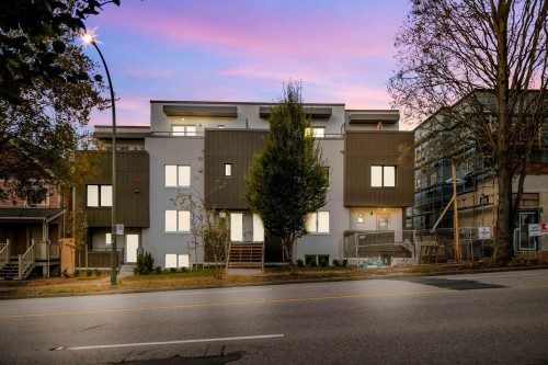 2069 1St Avenue E, Vancouver, BC 