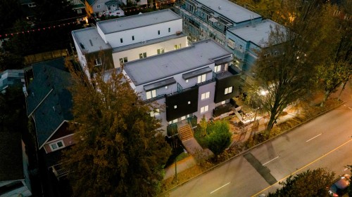 2069 1St Avenue E, Vancouver, BC 
