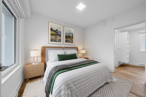 2071 1St Avenue E, Vancouver, BC 