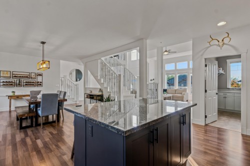 15-13887 Docksteader Loop, Maple Ridge, BC 