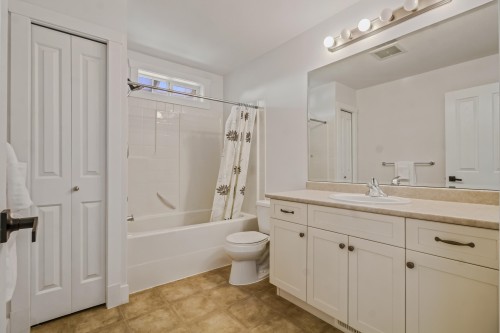 15-13887 Docksteader Loop, Maple Ridge, BC 