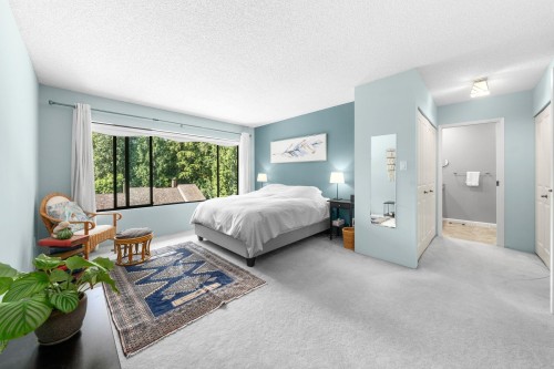 826 Frederick Road, North Vancouver, BC 