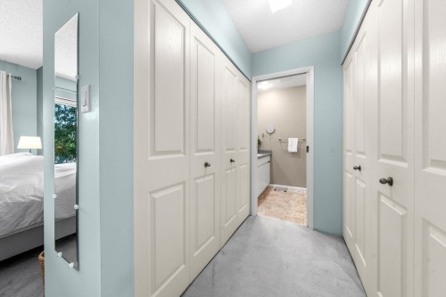 826 Frederick Road, North Vancouver, BC 
