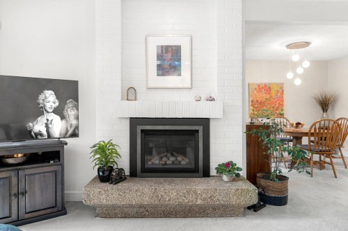 826 Frederick Road, North Vancouver, BC 