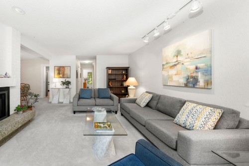 826 Frederick Road, North Vancouver, BC 