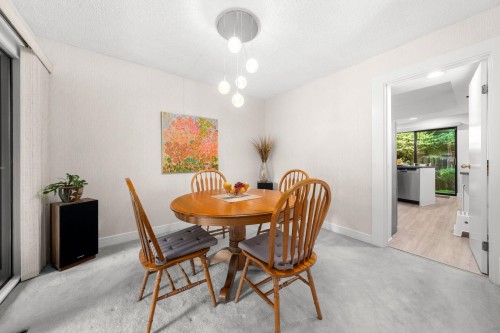 826 Frederick Road, North Vancouver, BC 