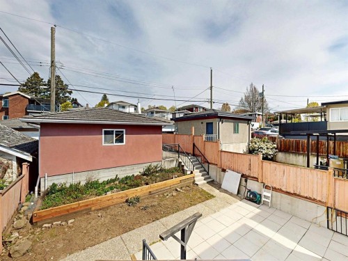 919 64Th Avenue E, Vancouver, BC 