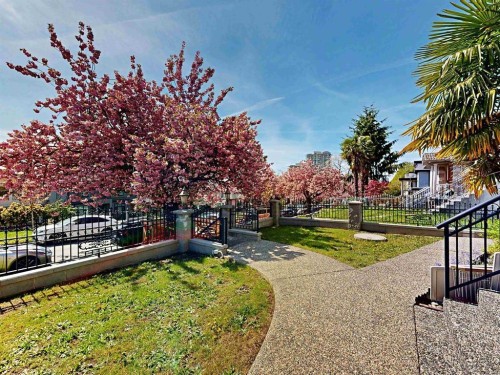 919 64Th Avenue E, Vancouver, BC 