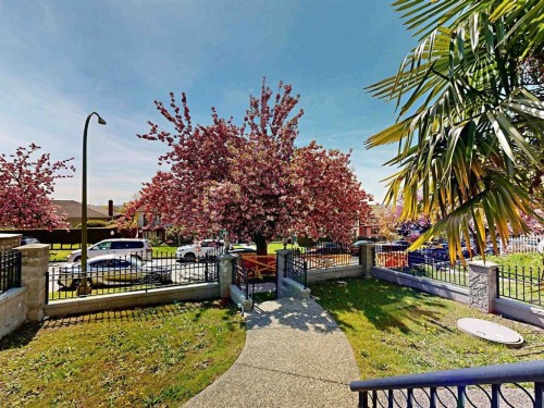 919 64Th Avenue E, Vancouver, BC 