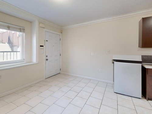 919 64Th Avenue E, Vancouver, BC 
