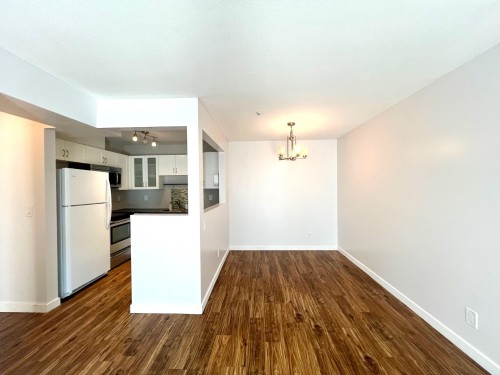 307-11671 Fraser Street  Maple Ridge, BC V2X 6C4