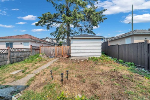 425 57Th Avenue E, Vancouver, BC 