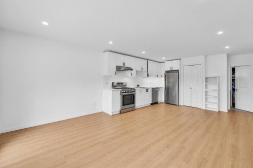 425 57Th Avenue E, Vancouver, BC 