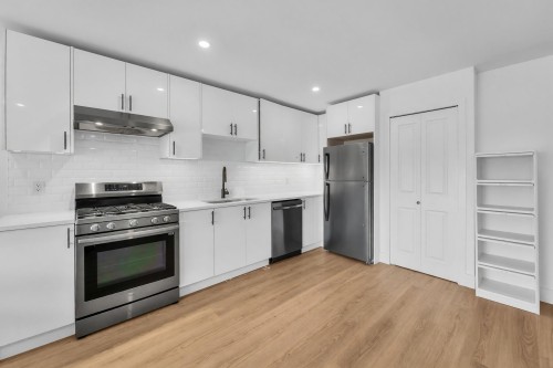 425 57Th Avenue E, Vancouver, BC 