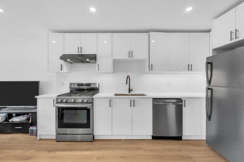 425 57Th Avenue E, Vancouver, BC 