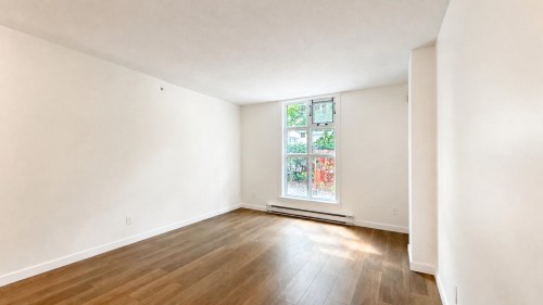 1-2528 Broadway E, Vancouver, BC 