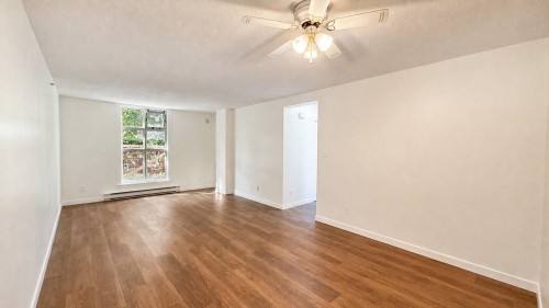 1-2528 Broadway E, Vancouver, BC 