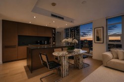 2701-1289 Hornby Street  Vancouver, BC V6Z 0G7