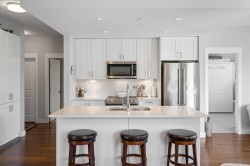312-1166 54a Street Delta, BC V4M 4B5