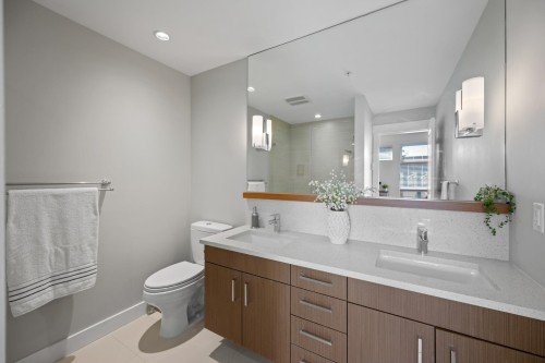 312-1166 54A Street, Delta, BC 