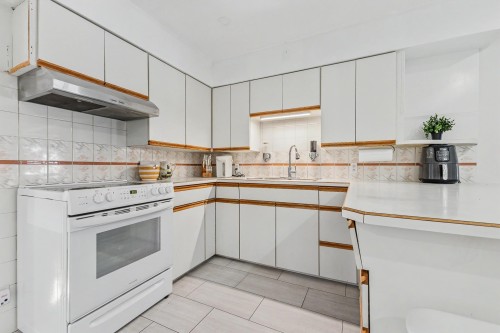 677 Gatensbury Street, Coquitlam, BC 