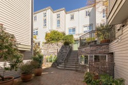 34-2375 Broadway W Vancouver, BC V6K 2E6