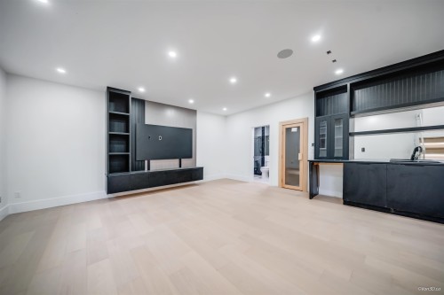 819 Cornell Avenue, Coquitlam, BC 