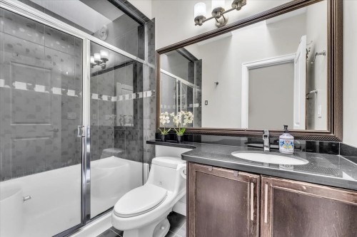 546 44Th Avenue E, Vancouver, BC - Indoor Photo Showing Bathroom