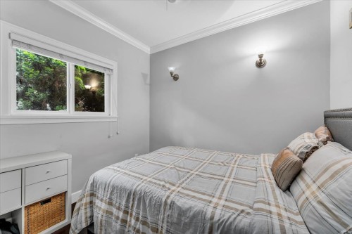 546 44Th Avenue E, Vancouver, BC - Indoor Photo Showing Bedroom