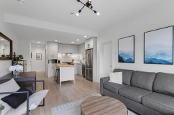 301-3018 St George Street  Port Moody, BC V3H 2H7