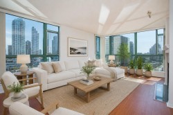 1603-5833 Wilson Avenue Burnaby, BC V5H 4R8