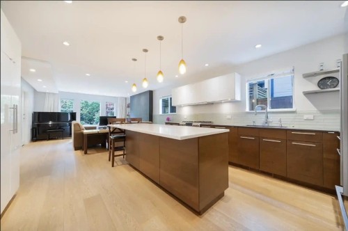 Ground Floor-453X 16th Ave W , Vancouver, BC V6R 3E8 3