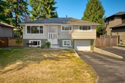 1339 Brisbane Avenue  Coquitlam, BC V3J 5L2