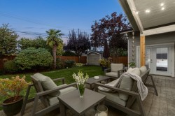 1208 Rosewood Crescent  North Vancouver, BC V7P 1H4