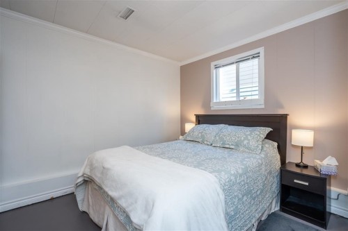 5529-5531 Maple Crescent, Delta, BC 