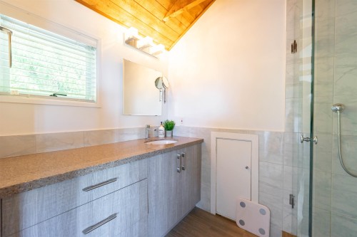 3341 Marine Drive, West Vancouver, BC 