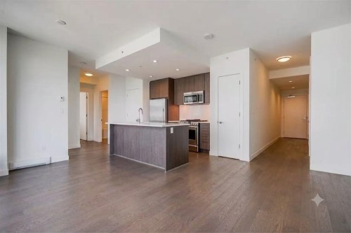 309-9060 University Crescent, Burnaby, BC 