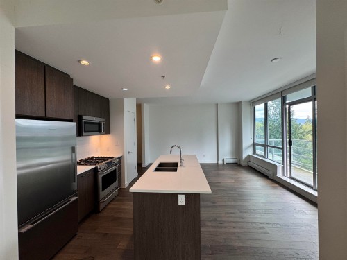 309-9060 University Crescent, Burnaby, BC 