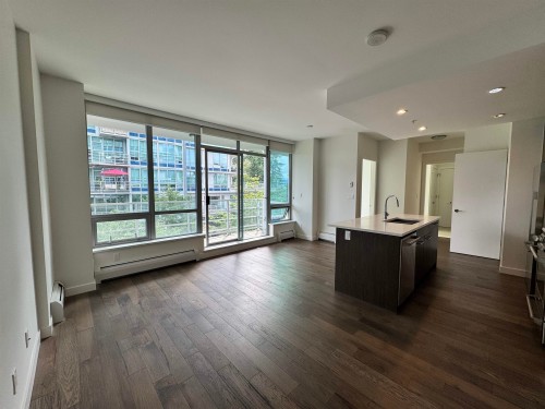 309-9060 University Crescent, Burnaby, BC 