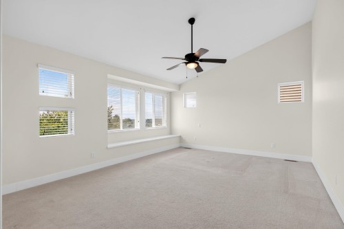 10441 Mceachern Street, Maple Ridge, BC - Indoor Photo Showing Other Room