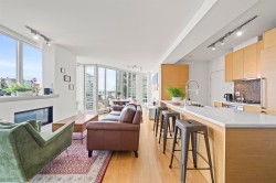 2505-565 Smithe Street  Vancouver, BC V6B 0E4