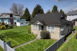 5211 Maple Road  Richmond, BC V7E 1G2