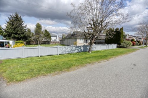 5211 Maple Road, Richmond, BC 