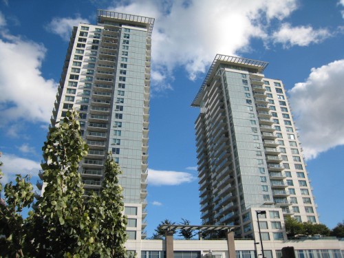 1312-908 Quayside Drive  New Westminster, BC V3M 0L4