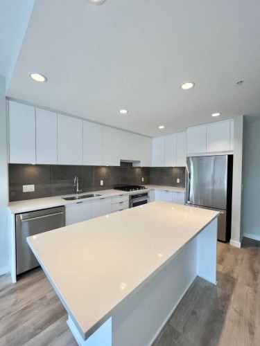 615 Cottonwood Avenue, Coquitlam, BC 
