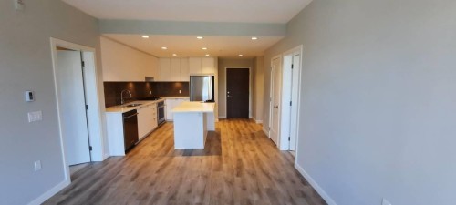 615 Cottonwood Avenue, Coquitlam, BC 